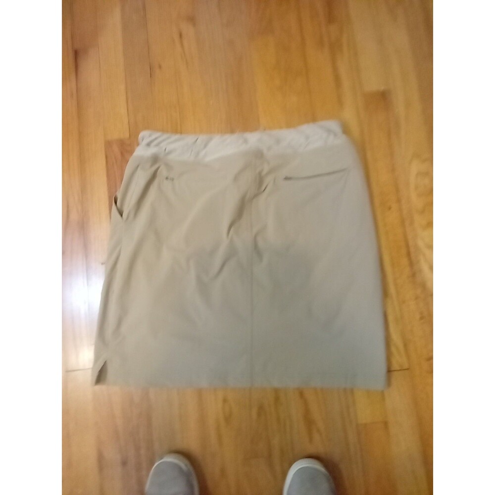 Duluth Skort Womens Sz 14 Nylon Blend Hiking Fishing Tan Zipper Pockets Outdoors - Picture 2 of 7